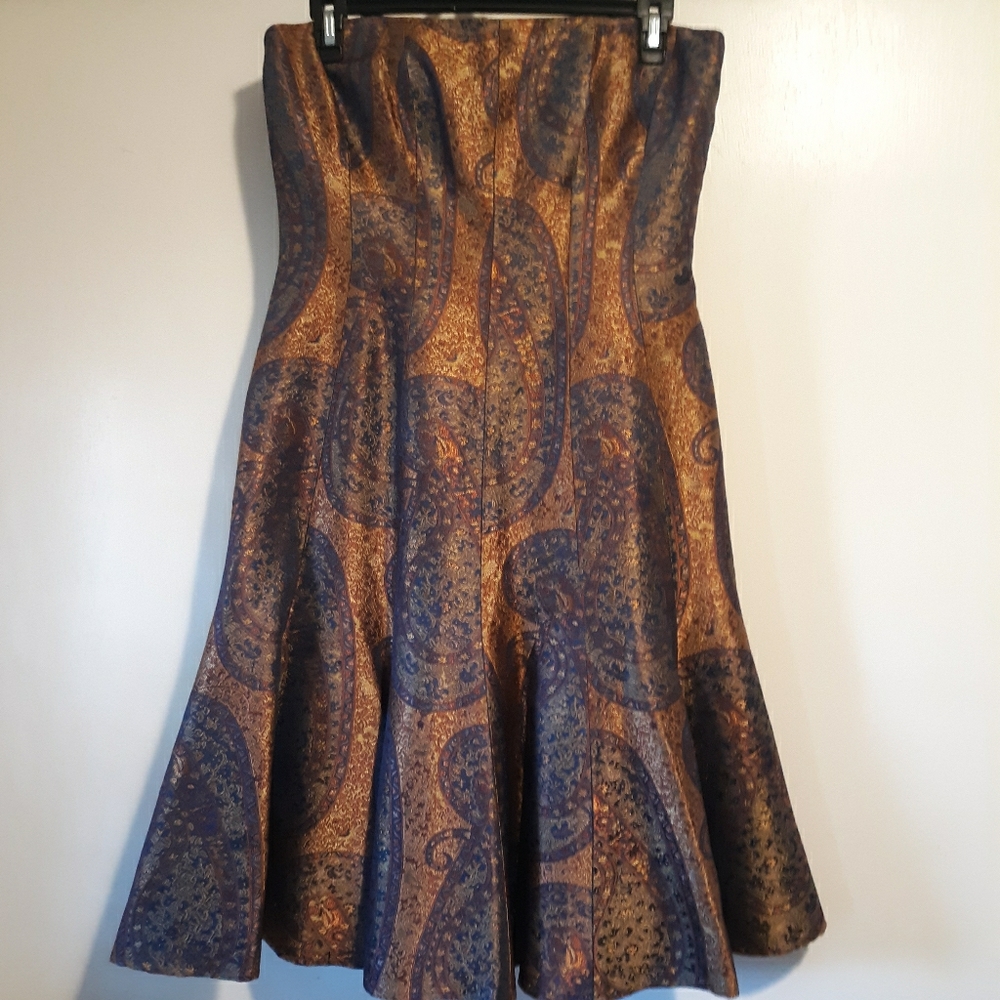 Sleeveless knee length formal mermaid dress